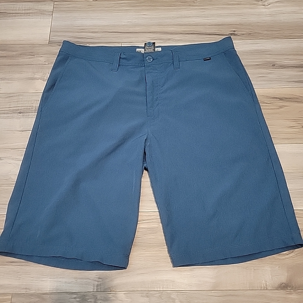 Travis Matthew Shorts Mens 36‎ Blue Golf Performance Flat Front